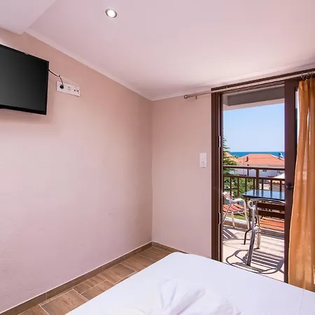 Alexandra Sun Lejlighedshotel 3*